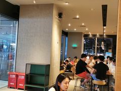 -星巴克臻选(宁波北仑银泰城店)