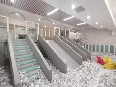 -碧中海汤泉汗蒸酒店