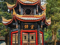 -峨眉山报国寺