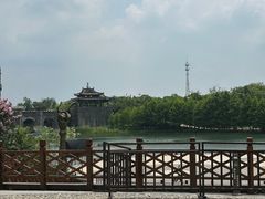 -茅山东方盐湖城景区