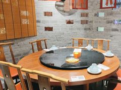 -川流不息·地道川菜·小龙虾(新松江路店)