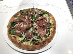 -城市大道红炉披萨烘焙坊