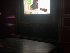 -空间8度量贩KTV(火车站店)