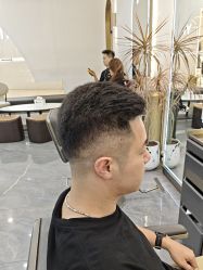 -苏奇发型·烫发染发