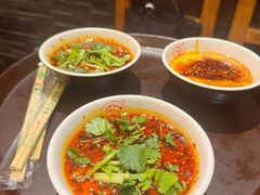 -万记麻辣烫国展总店