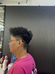 -藤野造型烫发染发