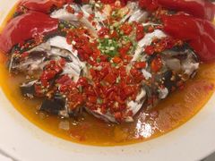 -爆炸头阿姨小四川正宗川味小吃(无任何分店)