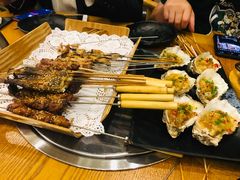 -聚串门儿·东北烧烤(信义坊店)