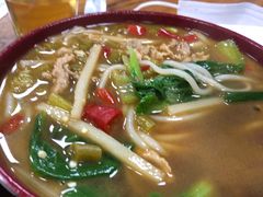 -牛八宝桂林米粉(八里庄店)