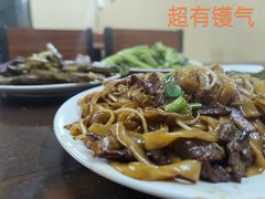 炒牛河-美食店(华贵路店)