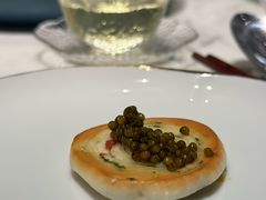 鱼子酱葱油饼-鹏瑞莱佛士酒店·云璟 Yun Jing