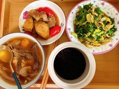 -臻爱住家月嫂育儿嫂(万达店)