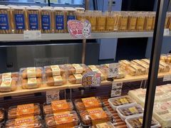 -皇冠幸福里动物奶油生日蛋糕(常青中路店)