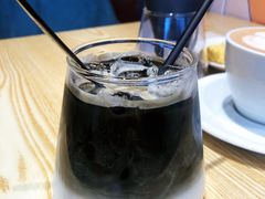 -ZING COFFEE 镜咖啡