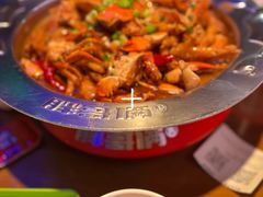 -胖哥俩肉蟹煲(石家庄长安万达店)