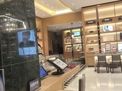 -茂昌眼镜(南京西路店)
