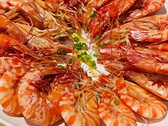 -三亚火车头万人海鲜广场