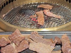 -铭牛烧肉·和牛海鲜自助(高新月牙湖店)