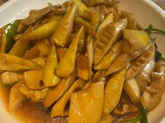 油焖笋-丁里羊肉小镇(太宁路口店)