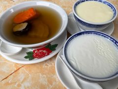 -周大娘牛乳(旧寨古村总店)