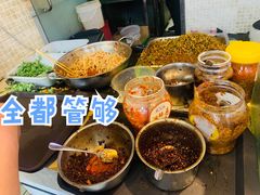 -红鼻子桂林米粉(金唐新光界店)