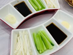 配卷饼-味+新京宴·烤鸭·北京菜(创意谷店)