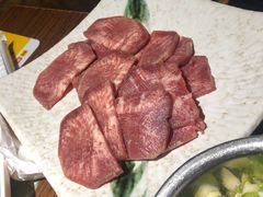 -萌牛肠烧烤店(虹梅路店)