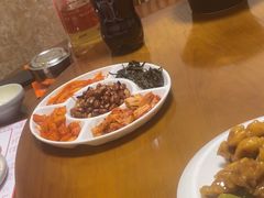 -英兰朝族饭店·英兰锅包肉(佳园路店)