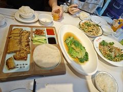 -肘子酥•天津一绝•特色捞面(德云社店)