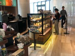 面包甜点陈列柜-星巴克(深圳香港大学深圳医院店)