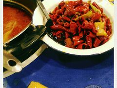 -马路边边串串香形象店(磐石路店)