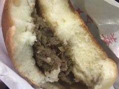 鲜肉月饼-巴黎贝甜(大宁国际商业广场店)