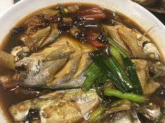 -鑫悦楼煎蟹·16年海鲜大排档