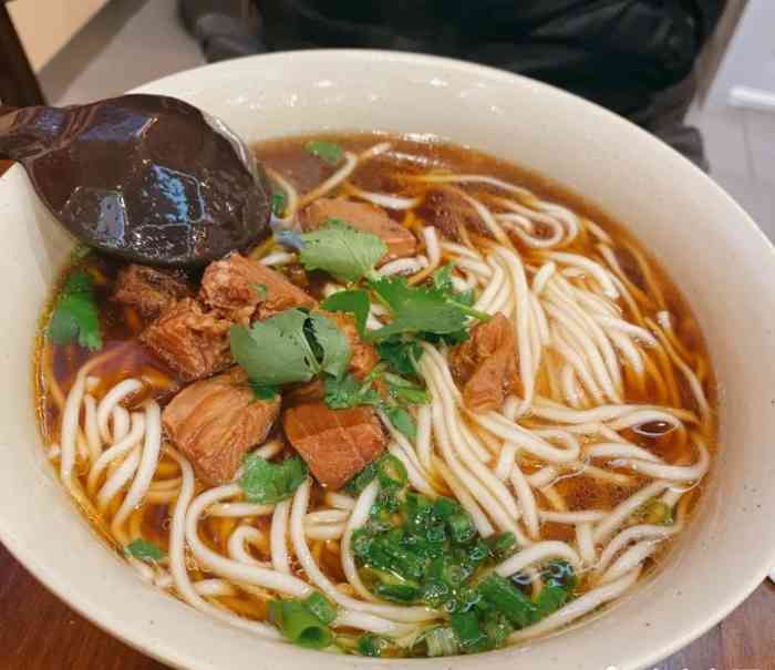 李先生(民生路店)-"好久没吃牛肉面了,解解馋吧点了一个牛肉.