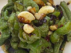 -香山湖渔家大院