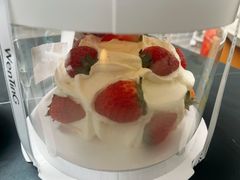 草莓酸奶-WenTinG文汀·半糖蛋糕(合生汇店)