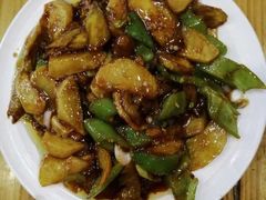 -山妹子铁锅炖