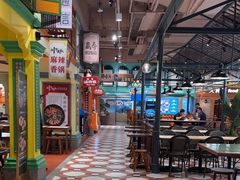 -大食代美食广场(上海中心店)