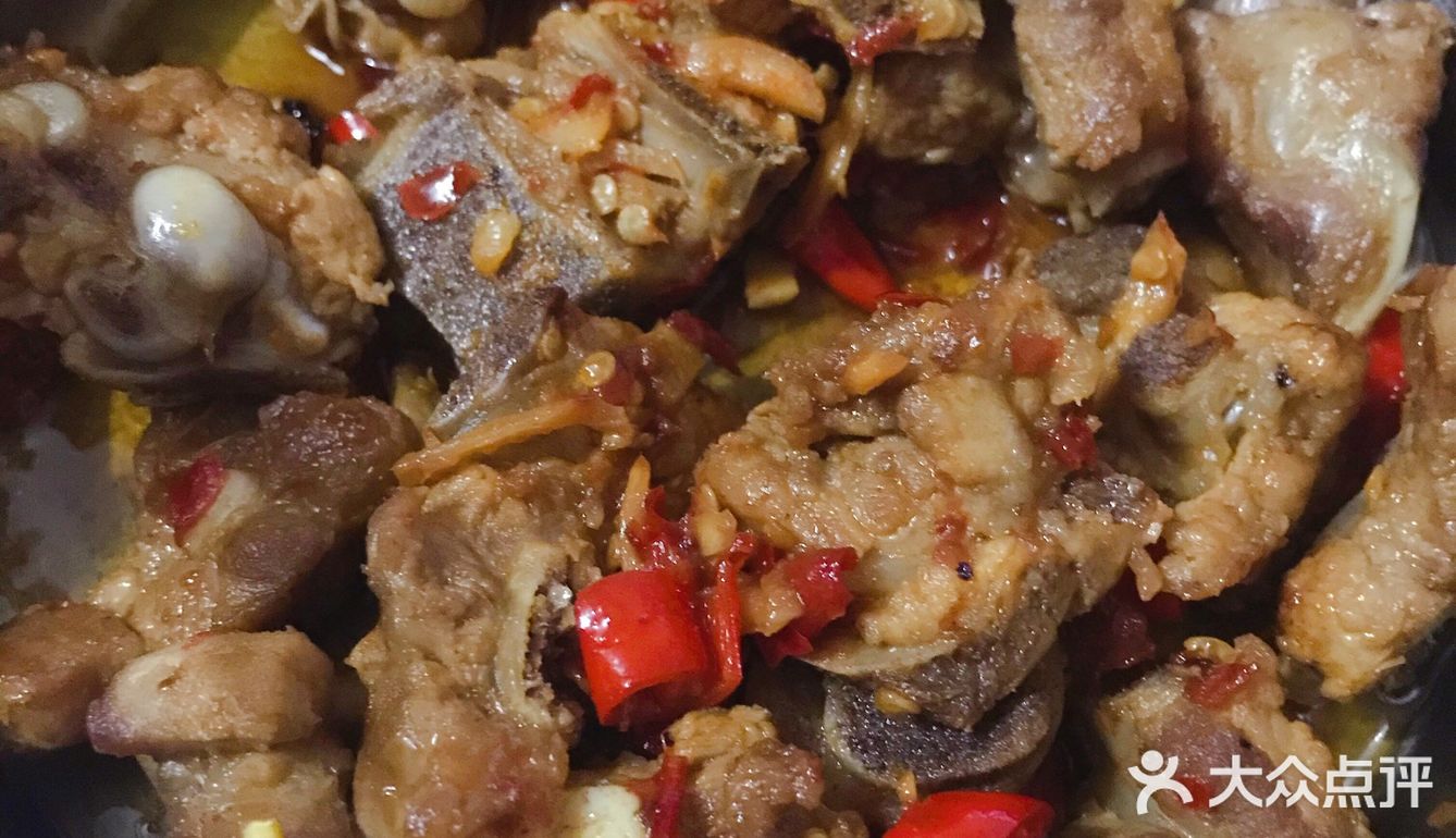 辛苦老妈子每天都会早起煮一天的饭菜