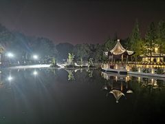 -汇龙潭