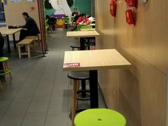用餐区-麦当劳(龙湖北京大兴天街店)