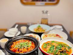 -万重锦·人文川菜馆(骡马市店)