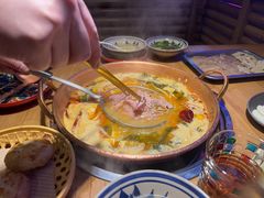 -洱火云南酸菜牛肉火锅(石景山当代商城店)