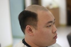 -发饰美男士增发补发假发定制店