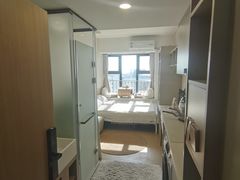 -东方体育中心(地铁站)