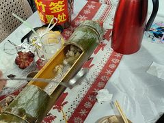 -刘姐啤酒鱼民族演艺餐厅(西街总店)