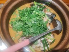 -九道菜有鸡鱼头(石鼓路店)