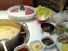 -洪氏嗨捞·猪肚鸡火锅(阳光天地店)