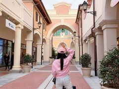 -佛罗伦萨小镇广佛名品奥特莱斯(疏港路店)