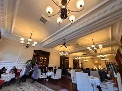 -Salon de Ville浦江汇(上海外滩华尔道夫酒店店)